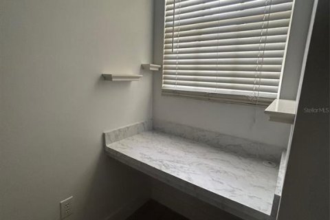 Condominio en alquiler en Sarasota, Florida, 2 dormitorios, 115.76 m2 № 1848710 - foto 11