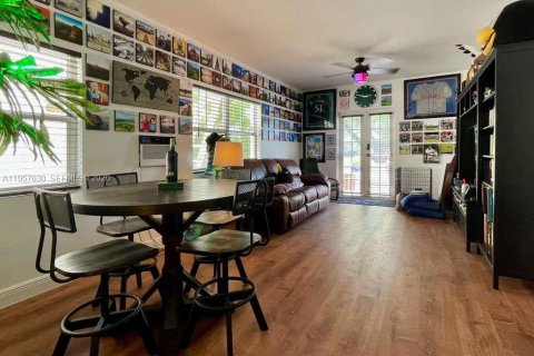 Condo in Miami Beach, Florida, 1 bedroom  № 2153566
