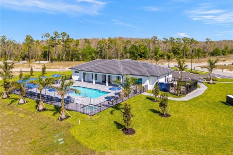 Townhouse in Fort Myers, Florida 3 bedrooms, 189.8 sq.m. № 1940678 - photo 4