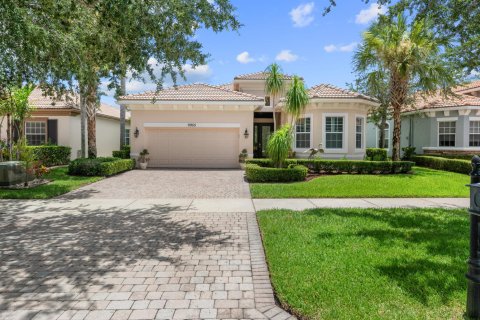 House in Port St. Lucie, Florida 3 bedrooms, 209.4 sq.m. № 2181131