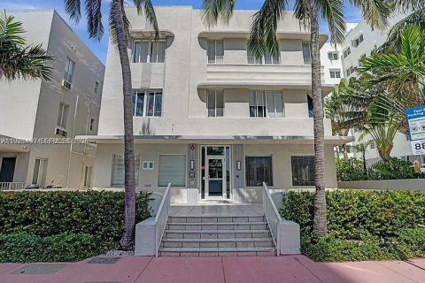 Studio in the Condo in Miami Beach, Florida  № 2067626