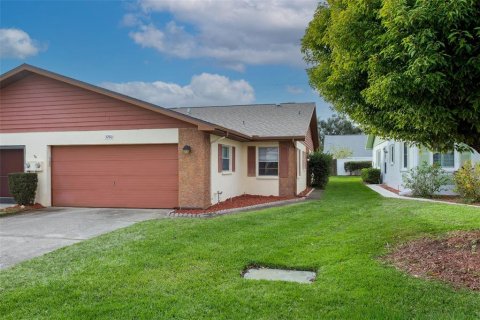 Casa en Palm Harbor, Florida 2 dormitorios, 123.75 m2 № 2110943