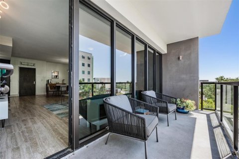 Condo in Saint Petersburg, Florida, 2 bedrooms  № 1677817 - photo 28
