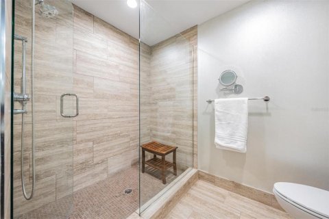 Condo in Saint Petersburg, Florida, 2 bedrooms  № 1677817 - photo 22