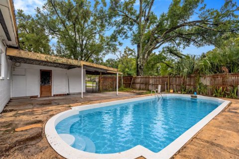 Villa ou maison à vendre à Tampa, Floride: 3 chambres, 121.33 m2 № 2410130 - photo 2