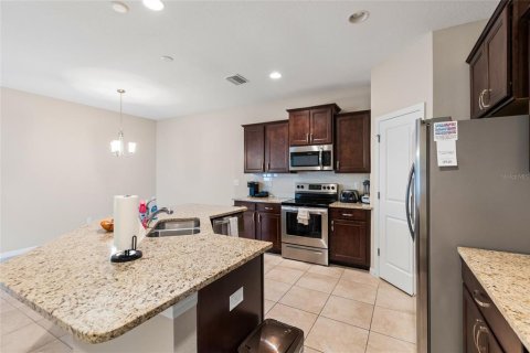 House in Wesley Chapel, Florida 3 bedrooms, 147.44 sq.m. № 2237853 - photo 15