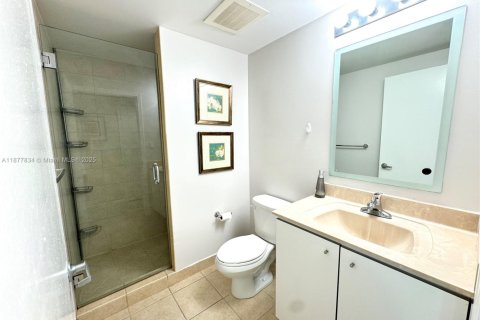 Купить кондоминиум в Майами, Флорида 2 спальни, 125.42м2, № 2014985 - фото 14