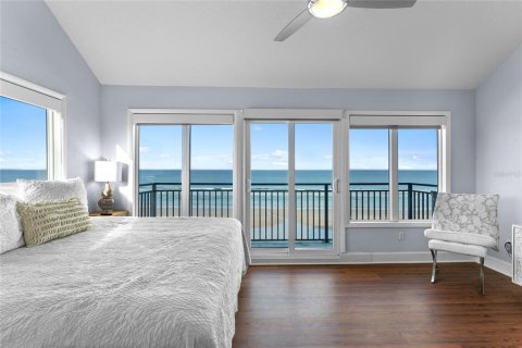 House in Port Orange, Florida 7 bedrooms, 510.96 sq.m. № 1089143 - photo 24