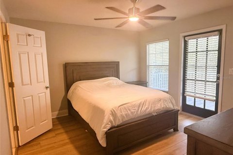 Villa ou maison à louer à Tampa, Floride: 3 chambres, 139.17 m2 № 2110064 - photo 23