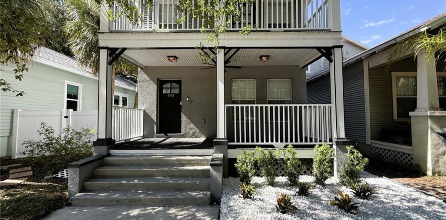 Villa ou maison à Tampa, Floride 3 chambres, 139.17 m2 № 2110064