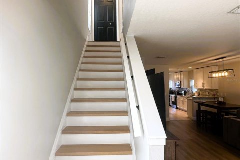Villa ou maison à louer à Tampa, Floride: 3 chambres, 139.17 m2 № 2110064 - photo 14