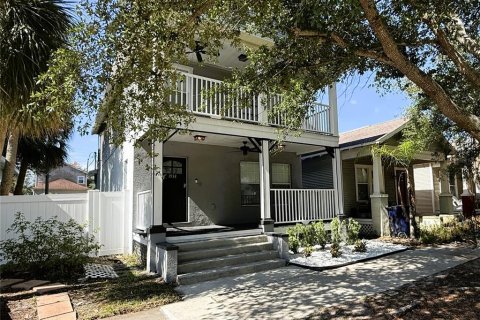 Villa ou maison à louer à Tampa, Floride: 3 chambres, 139.17 m2 № 2110064 - photo 3