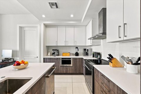 Copropriété à vendre à Saint Petersburg, Floride: 2 chambres, 124.4 m2 № 2226086 - photo 20