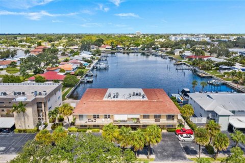 Condominio en alquiler en Saint Petersburg, Florida, 2 dormitorios, 96.15 m2 № 1686867 - foto 24