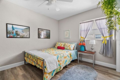 Condominio en alquiler en Saint Petersburg, Florida, 2 dormitorios, 96.15 m2 № 1686867 - foto 12