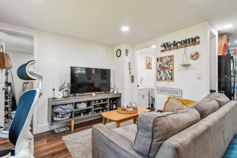 Propiedad comercial en venta en Saint Petersburg, Florida, 2 dormitorios, 96.62 m2 № 1850175 - foto 12