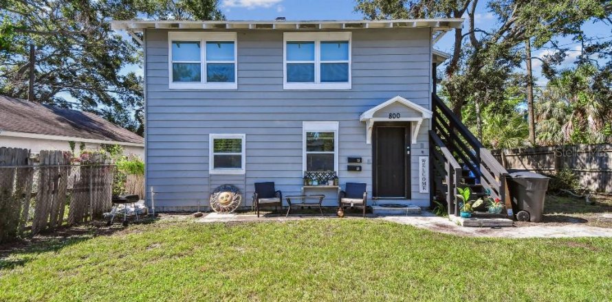Propiedad comercial en Saint Petersburg, Florida 2 dormitorios, 96.62 m2 № 1850175