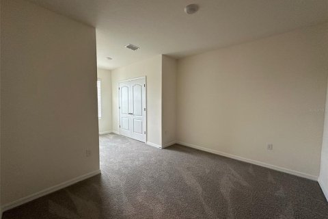 Townhouse in Howey-in-the-Hills, Florida 3 bedrooms, 154.22 sq.m. № 1841800 - photo 25