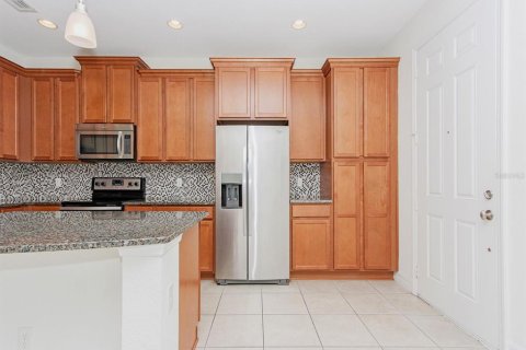 Townhouse in Orlando, Florida 2 bedrooms, 151.9 sq.m. № 1902938 - photo 3