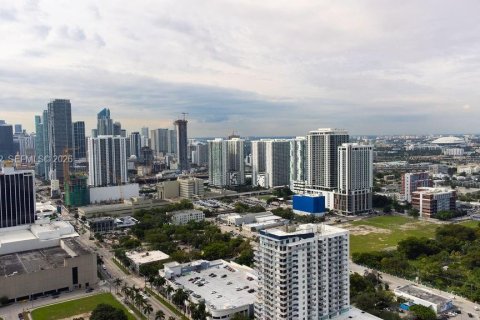 Copropriété à vendre à Miami, Floride: 2 chambres, 107.95 m2 № 2025854 - photo 28