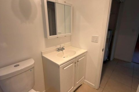 Copropriété à vendre à West Palm Beach, Floride: 1 chambre, 55.74 m2 № 2168985 - photo 26