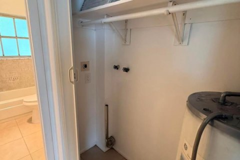 Copropriété à vendre à West Palm Beach, Floride: 1 chambre, 55.74 m2 № 2168985 - photo 9