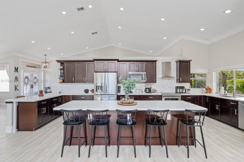 Купить виллу или дом в Корал-Спрингс, Флорида 4 спальни, 288.09м2, № 2052704 - фото 4