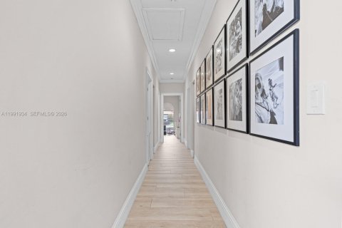 Купить виллу или дом в Корал-Спрингс, Флорида 4 спальни, 288.09м2, № 2052704 - фото 29