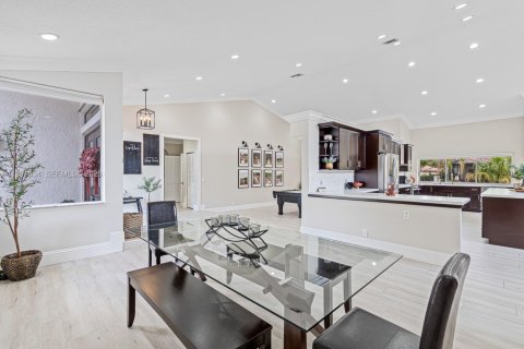 Купить виллу или дом в Корал-Спрингс, Флорида 4 спальни, 288.09м2, № 2052704 - фото 12