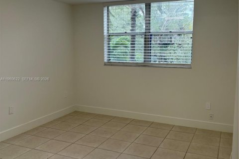 Condominio en alquiler en North Miami, Florida, 1 dormitorio, 62.52 m2 № 2023479 - foto 6