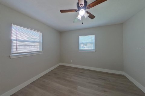 Снять в аренду виллу или дом в Тампа, Флорида 1 комната, 152.36м2, № 1911908 - фото 5