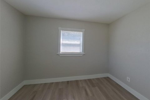 Снять в аренду виллу или дом в Тампа, Флорида 1 комната, 152.36м2, № 1911908 - фото 7