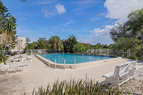 Copropriété à louer à Saint Petersburg, Floride: 2 chambres, 90.58 m2 № 2383717 - photo 28