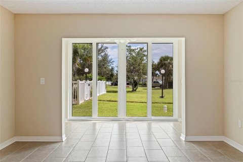 Copropriété à louer à Saint Petersburg, Floride: 2 chambres, 90.58 m2 № 2383717 - photo 10