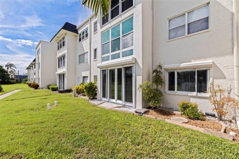 Copropriété à louer à Saint Petersburg, Floride: 2 chambres, 90.58 m2 № 2383717 - photo 27