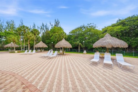 Купить кондоминиум в Маргит, Флорида 1 спальня, 66.89м2, № 2089833 - фото 20