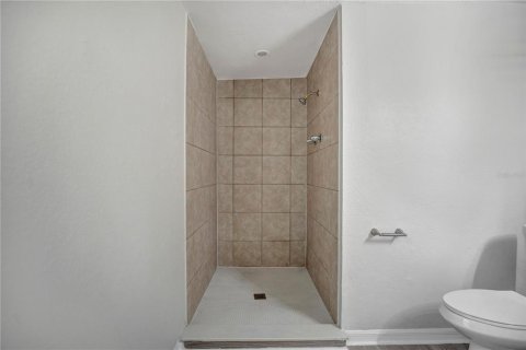 House in Sanford, Florida 3 bedrooms, 150.32 sq.m. № 2393409 - photo 15