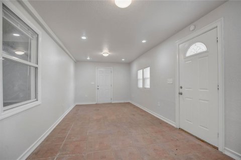 House in Sanford, Florida 3 bedrooms, 150.32 sq.m. № 2393409 - photo 20