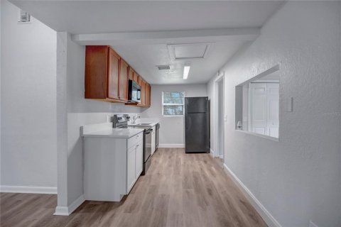 House in Sanford, Florida 3 bedrooms, 150.32 sq.m. № 2393409 - photo 8