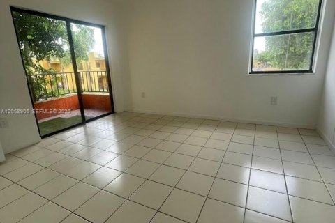 Copropriété à louer à Sweetwater, Floride: 2 chambres, 70.42 m2 № 2264113 - photo 8