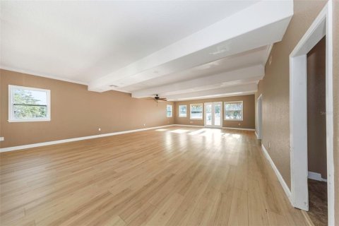Villa ou maison à vendre à Spring Hill, Floride: 5 chambres, 647.99 m2 № 2148641 - photo 19