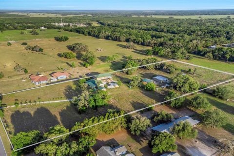 Villa ou maison à vendre à Spring Hill, Floride: 5 chambres, 647.99 m2 № 2148641 - photo 3