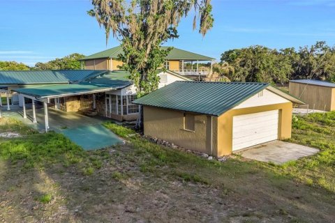 Villa ou maison à vendre à Spring Hill, Floride: 5 chambres, 647.99 m2 № 2148641 - photo 9