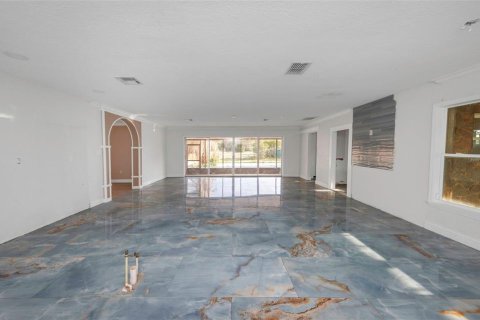 Villa ou maison à vendre à Spring Hill, Floride: 5 chambres, 647.99 m2 № 2148641 - photo 21