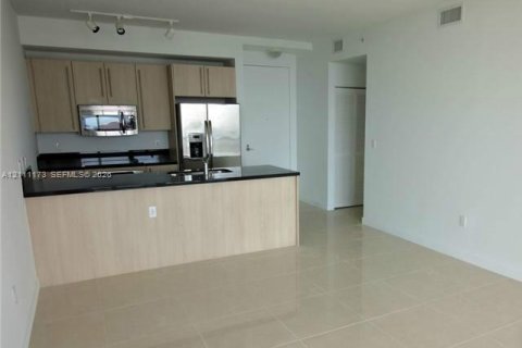 Copropriété à vendre à Miami, Floride: 1 chambre, 68.19 m2 № 2427687 - photo 3