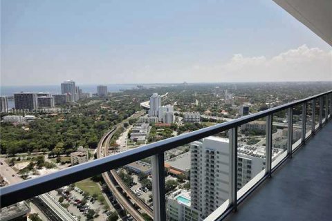 Copropriété à vendre à Miami, Floride: 1 chambre, 68.19 m2 № 2427687 - photo 7