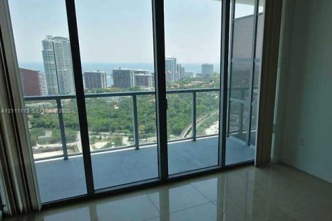 Copropriété à vendre à Miami, Floride: 1 chambre, 68.19 m2 № 2427687 - photo 11