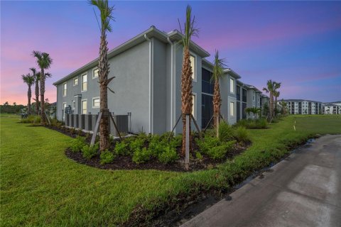 Condo in Punta Gorda, Florida, 2 bedrooms  № 2388117 - photo 3