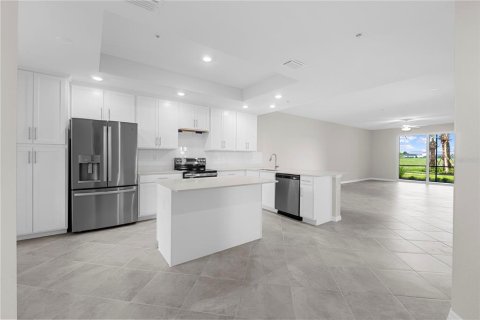 Condo in Punta Gorda, Florida, 2 bedrooms  № 2388117 - photo 10