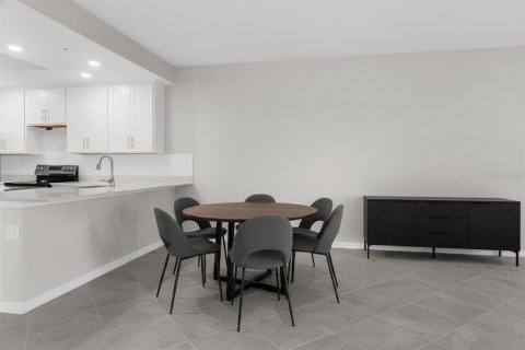 Condo in Punta Gorda, Florida, 2 bedrooms  № 2388117 - photo 15